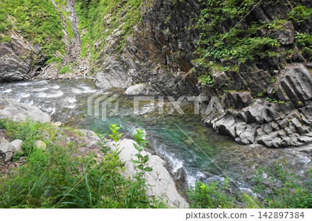 Scenery of Kiyotsu Gorge Scenery of Kiyotsu Gorge 142897384