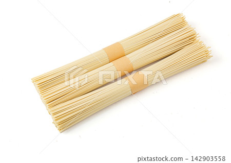straight Dried Yellow Alkaline Wheat Noodles Uncooked 142903558