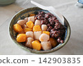 A classic Taiwanese dessert: taro balls and red beans. 142903835