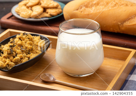 glass Of Fresh Milk For Healthy Breakfast Drink glass Of Fresh Milk For Healthy Breakfast Drink 142904355