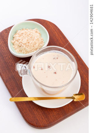 freeze Dried Strawberry Soy Milk Powder Traditional Beverage Ingredient freeze Dried Strawberry Soy Milk Powder Traditional Beverage Ingredient 142904681