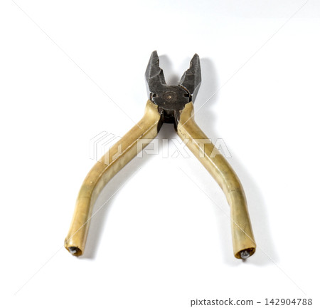 pliers, hand-held fitter's and assembler's tools pliers, hand-held fitter's and assembler's tools 142904788
