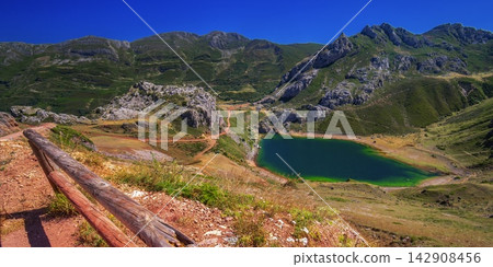 Lake of La Cueva, Somiedo Natural Park, Spain Lake of La Cueva, Somiedo Natural Park, Spain 142908456