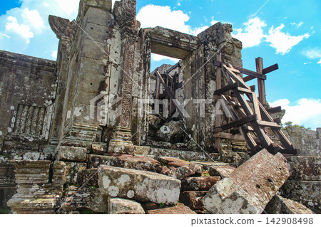 [Siem Reap] Preah Vihear Ruins 142908498