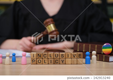 Balancing justice and community through inclusive policy discussions 142913240