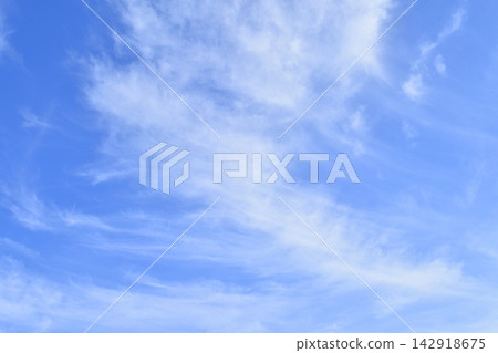 Early morning streaks (Fix photo) Early morning streaks (Fix photo) 142918675
