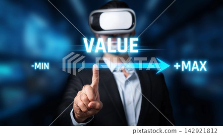 Businessman Using Virtual Reality Technology to Maximize Value in a Digital Environment with Emphasis on Minimum and Maximum Levels. Raster 142921812