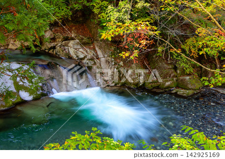 Jade Falls Jade Falls 142925169