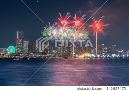 橫濱港未來智慧祭煙火表演 橫濱港未來智慧祭煙火表演 142927475
