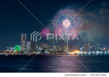 橫濱港未來智慧祭煙火表演 橫濱港未來智慧祭煙火表演 142927490