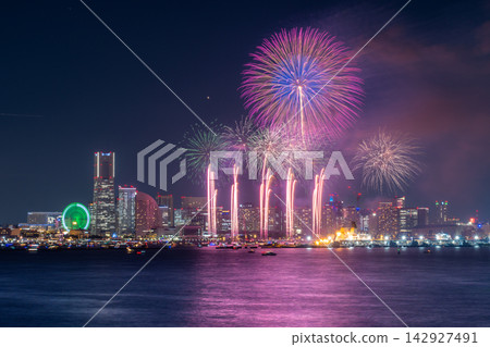 橫濱港未來智慧祭煙火表演 橫濱港未來智慧祭煙火表演 142927491
