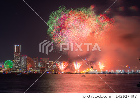 橫濱港未來智慧祭煙火表演 橫濱港未來智慧祭煙火表演 142927498