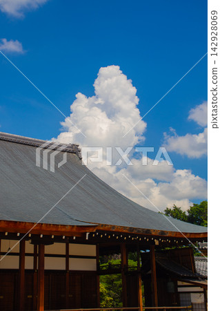 Shogoin Temple and Summer Clouds: Benefits of Fudo Myoo: Protection from evil, good fortune, good health, fulfillment of all wishes Shogoin Temple and Summer Clouds: Benefits of Fudo Myoo: Protection from evil, good fortune, good health, fulfillment of all wishes 142928069