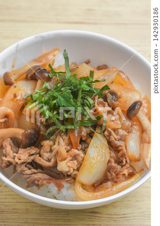 經典米飯碗：豬肉碗 142930186