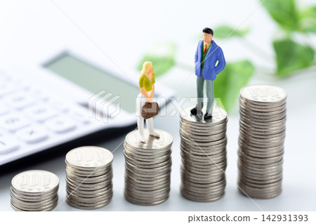 貨幣圖表和商人 貨幣圖表和商人 142931393