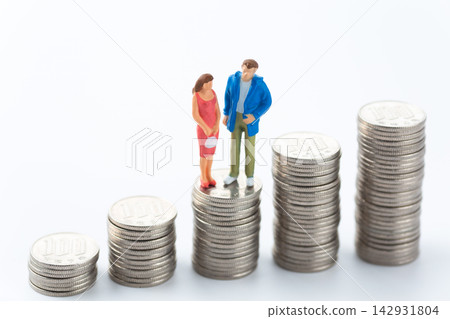 A graph showing young couples and their finances. A graph showing young couples and their finances. 142931804