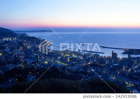 Shizuoka, Atami in the early morning Shizuoka, Atami in the early morning 142933086