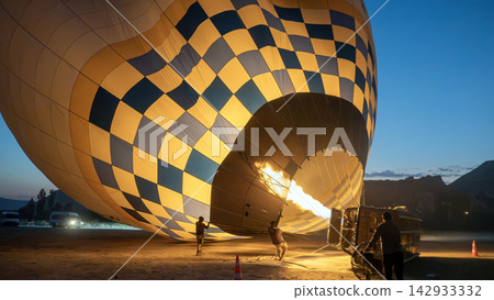 Hot air balloon Hot air balloon 142933332