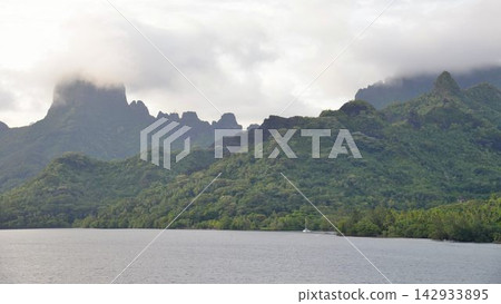 French Polynesia: Moorea Island - Stunning Sea and Mountain Scenery French Polynesia: Moorea Island - Stunning Sea and Mountain Scenery 142933895