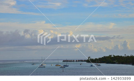 French Polynesia: Moorea Island - Stunning Sea and Mountain Scenery French Polynesia: Moorea Island - Stunning Sea and Mountain Scenery 142933899