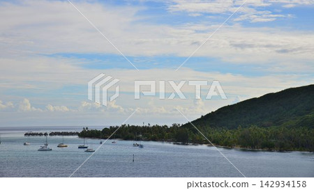 French Polynesia: Moorea Island - Stunning Sea and Mountain Scenery French Polynesia: Moorea Island - Stunning Sea and Mountain Scenery 142934158