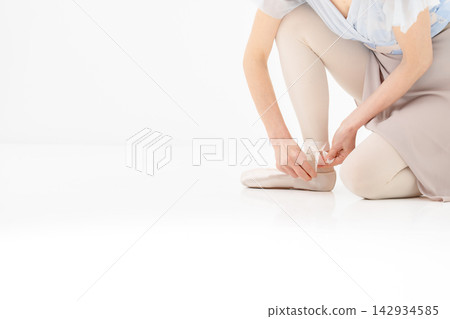 Ballet, woman, feet Ballet, woman, feet 142934585