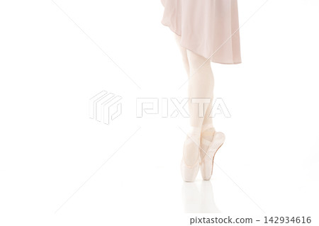 Ballet, woman, feet Ballet, woman, feet 142934616