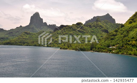 French Polynesia: Moorea Island - Stunning Sea and Mountain Scenery French Polynesia: Moorea Island - Stunning Sea and Mountain Scenery 142935477