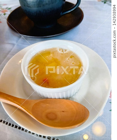 美味中式湯:白木耳湯 美味中式湯:白木耳湯 142938994