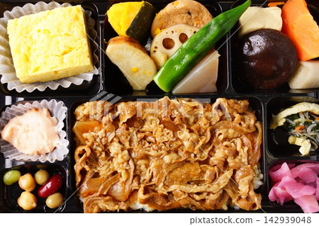 Japanese Black Wagyu Beef Bento Box Japanese Black Wagyu Beef Bento Box 142939048