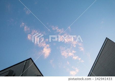 Residential area sky 142941433