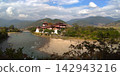 A view of Punakha Dzong, a beautiful fortress built on the banks of a river in Punakha, Bhutan. 142943216