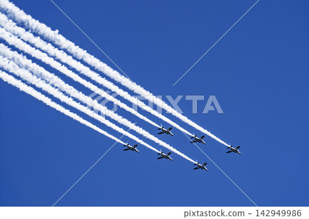 Blue Impulse aerobatic team at Matsushima Air Base conducts flight training under the autumn blue sky in Higashimatsushima City, Miyagi Prefecture. Blue Impulse aerobatic team at Matsushima Air Base conducts flight training under the autumn blue sky in Higashimatsushima City, Miyagi Prefecture. 142949986