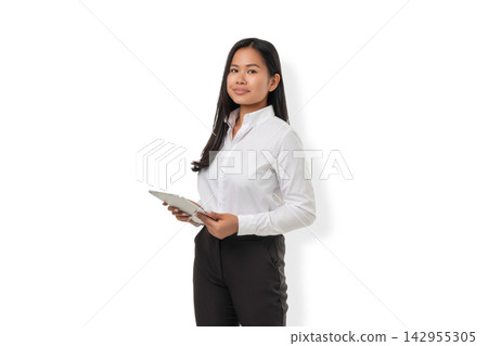Young woman in white shirt holds a tablet, PNG Young woman in white shirt holds a tablet, PNG 142955305