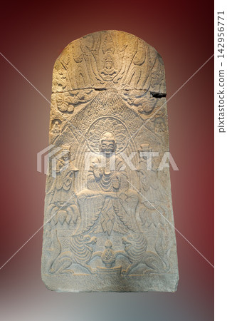 Stone Buddhist Stele, Zhenguang 3rd Year of Northern Wei Dynasty, Beijing Palace Museum Collection Stone Buddhist Stele, Zhenguang 3rd Year of Northern Wei Dynasty, Beijing Palace Museum Collection 142956771