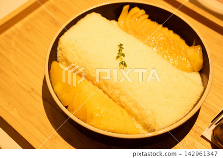 Mango Thread Bingsu Mango Thread Bingsu 142961347