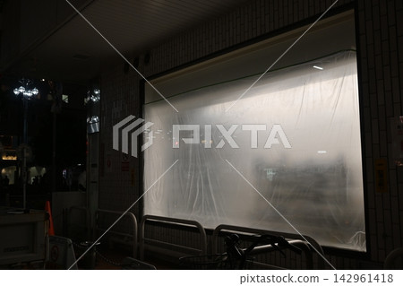 Construction work inside buildings carried out at night Construction work inside buildings carried out at night 142961418