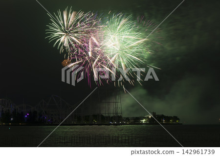 Fireworks on Hakkeijima Fireworks on Hakkeijima 142961739