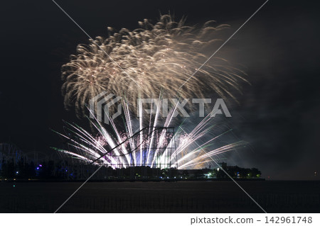 Hakkeijima上的煙花 Hakkeijima上的煙花 142961748
