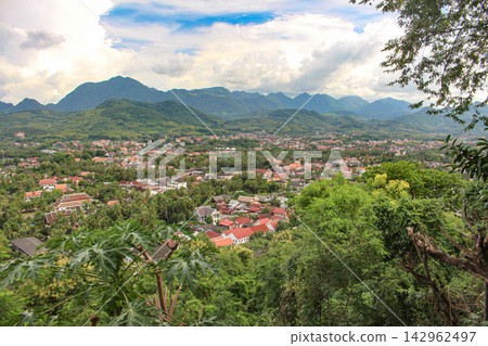 [Luang Prabang] View from Mount Phousi 142962497