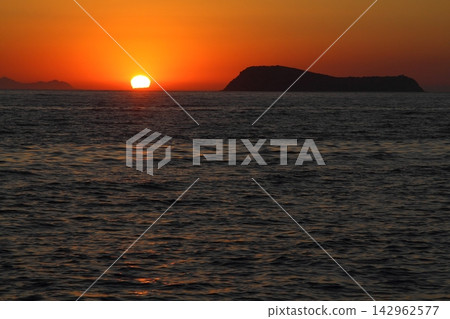 Seaside town of Turgutreis and spectacular sunsets Seaside town of Turgutreis and spectacular sunsets 142962577