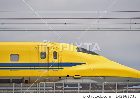 東海道新幹線 新橫濱 小田原 JR 西日本 923 型 3000 系列 T5 編組(博多) Doctor Yellow 東海道新幹線 新橫濱 小田原 JR 西日本 923 型 3000 系列 T5 編組(博多) Doctor Yellow 142963733