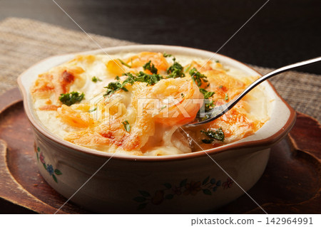 Shrimp gratin Shrimp gratin 142964991