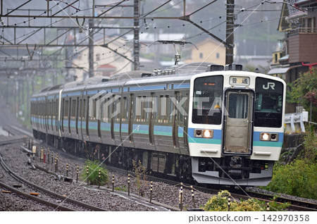 Chuo Main Line Uenohara JR East 211 series N315 formation (Nagano) Chuo Main Line Uenohara JR East 211 series N315 formation (Nagano) 142970358