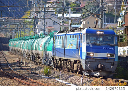中央幹線、上野原、JR 貨運、EH200-13（高崎） 142970835