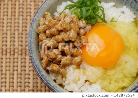 納豆蛋米飯 納豆蛋米飯 142972554