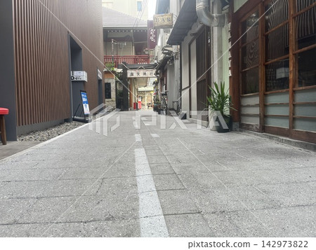石路面的方法 142973822