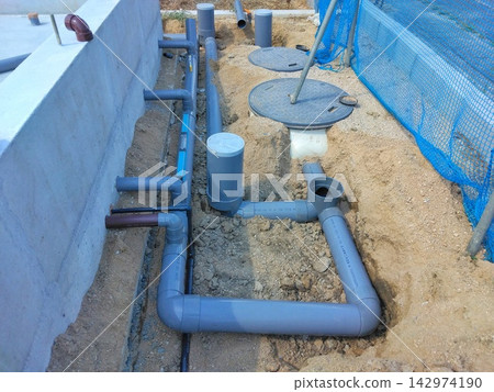 施工現場的自來水廠 施工現場的自來水廠 142974190
