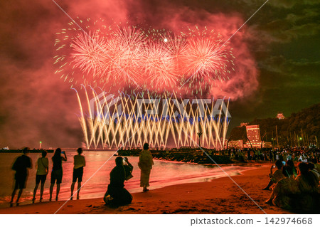 Come and see the magnificent Atami Sea Fireworks Festival! Come and see the magnificent Atami Sea Fireworks Festival! 142974668
