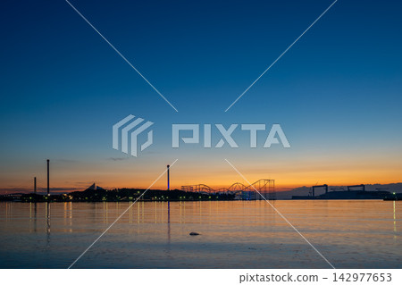 Kanagawa Prefecture: Japan's most spectacular view - the first sunrise of the year seen from a seaside park. Kanagawa Prefecture: Japan's most spectacular view - the first sunrise of the year seen from a seaside park. 142977653
